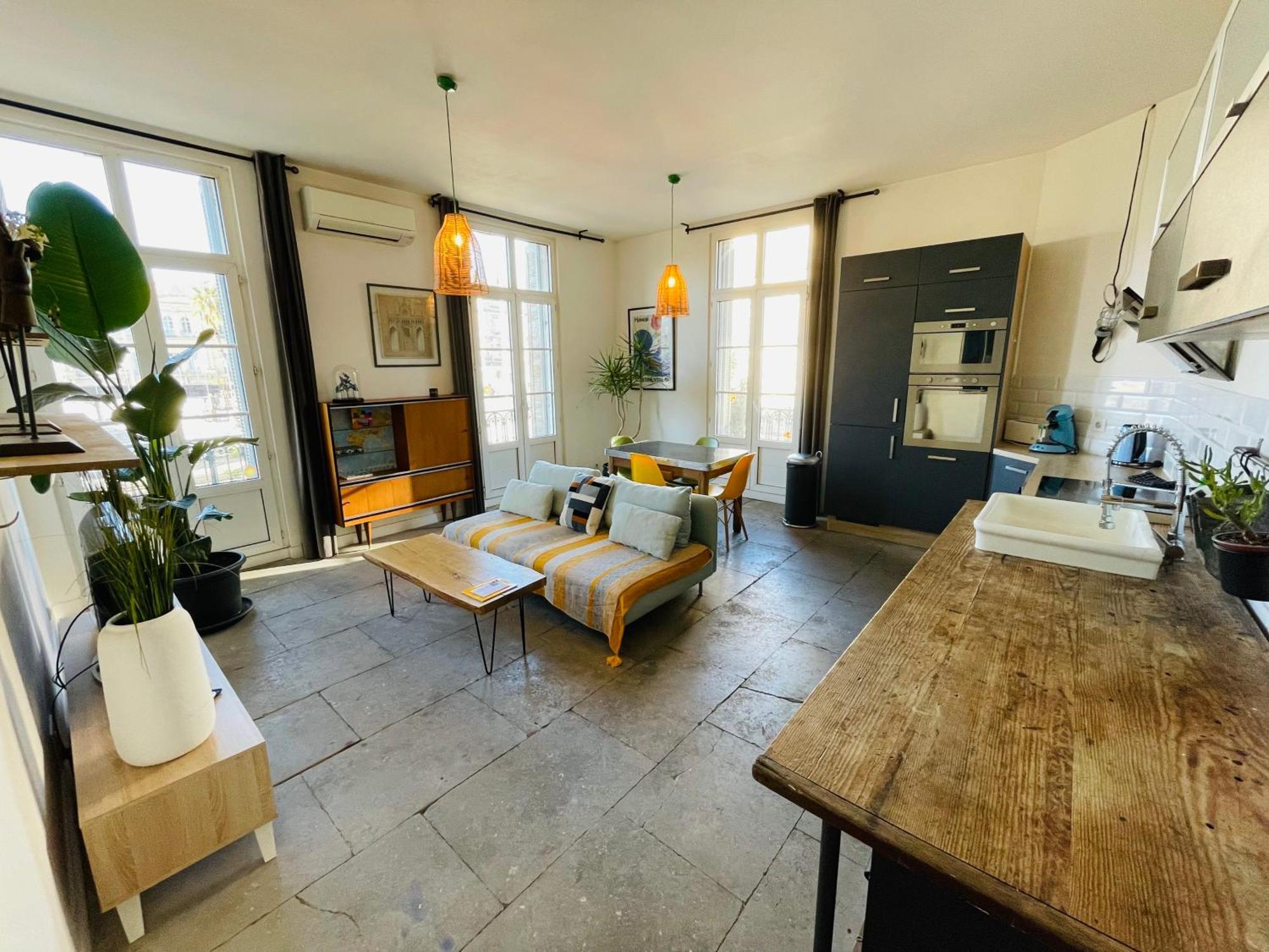 Appartement Climatise 50M2 Une Chambre Proche Centre Et Gare Montpellier Kültér fotó